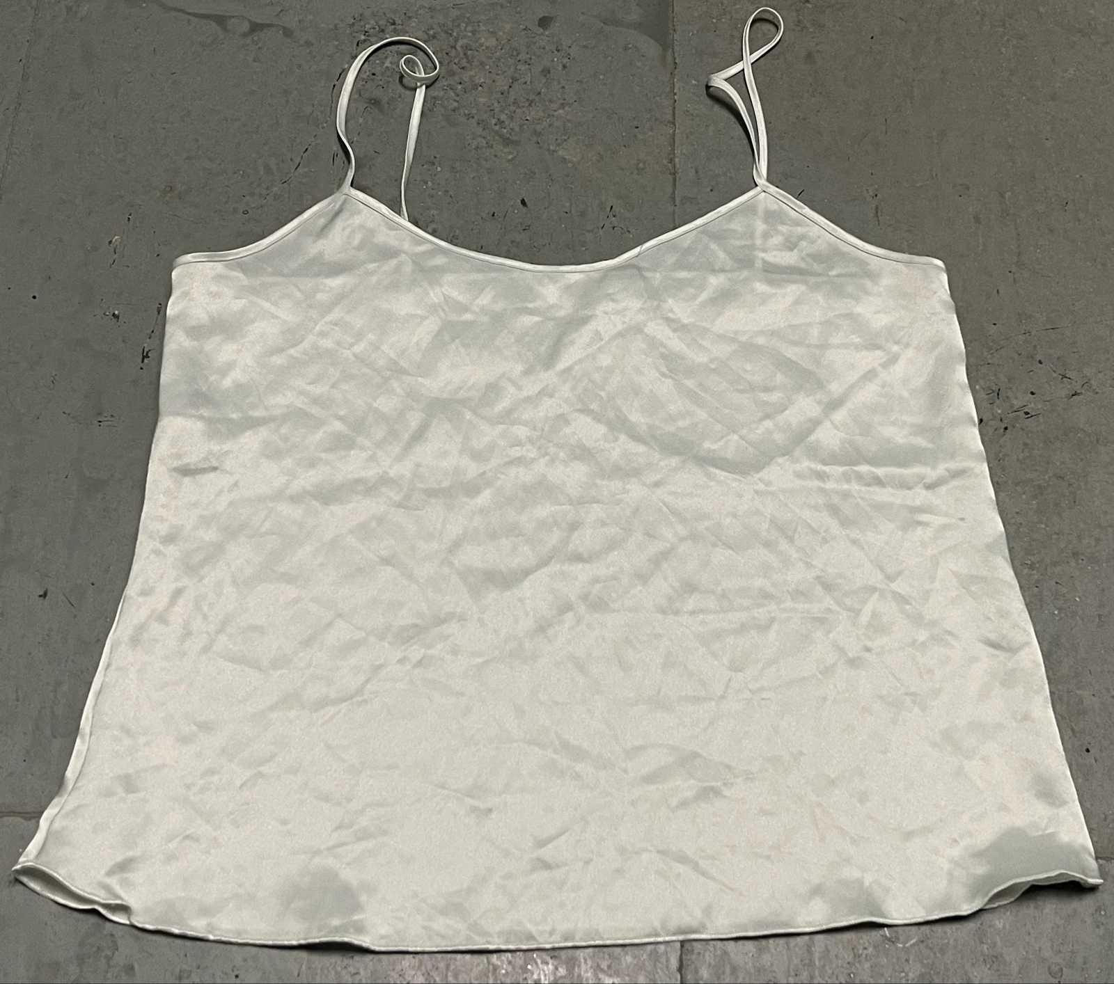 Top lencero satén blanco con tirantes 